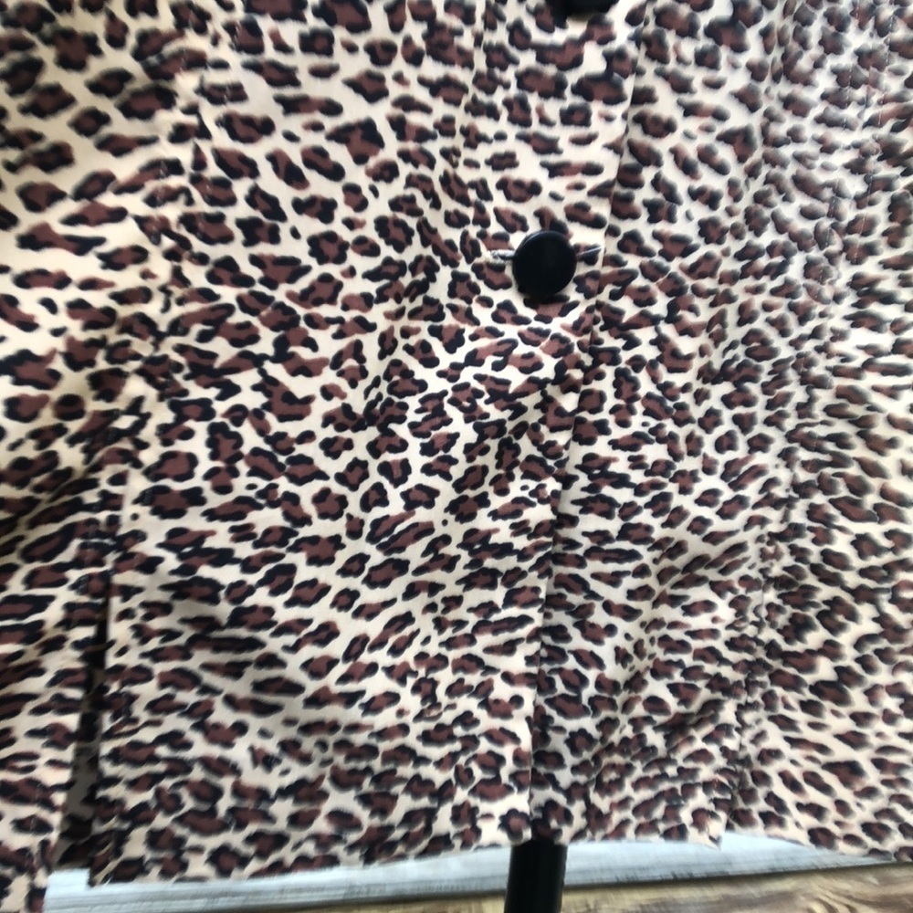 VINTAGE KATHIE LEE 18 W Animal Print Button Down Pit to Pit 23 1/4" PREWORN - Picture 5 of 16